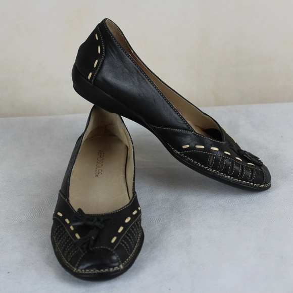 AEROSOLES Shoes - Aerosoles Black Leather Tassel Open Ended Flats